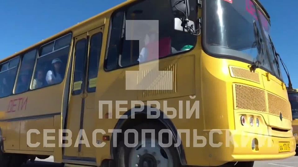 Школьники Севастополя отправились в детские оздоровительные лагеря