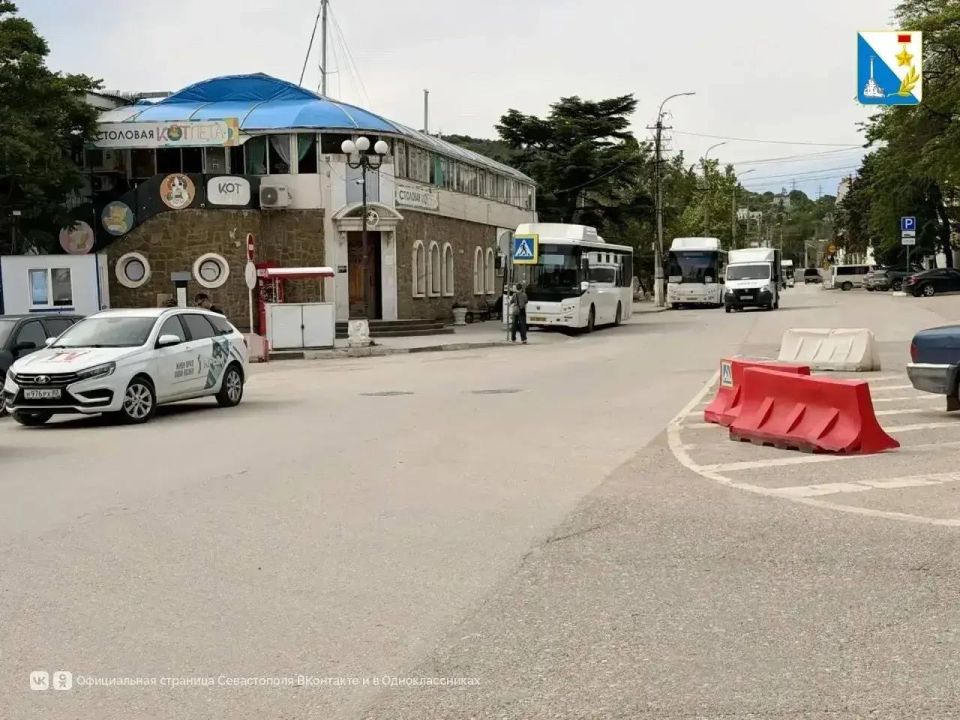 С 15 июня въезд на площадь 1-го Мая в Балаклаве разрешат только местным жителям и сотрудникам организаций — Дептранс