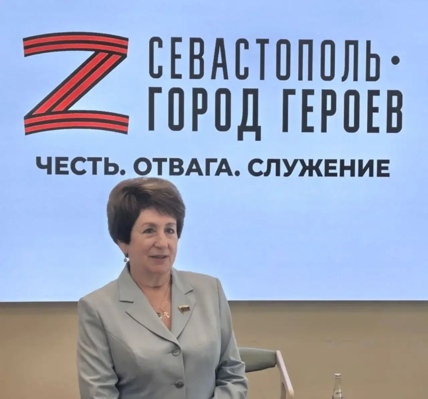 Екатерина Алтабаева: Вчера, 8 июня, встретилась с участниками четвёртого, завершающего модуля образовательной программы «Севастополь — город героев»