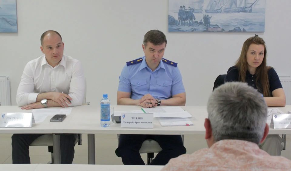 Илья Пестерников: Накануне совместно с первым заместителем прокурора города Севастополя Дмитрием Теллиным провели личный приём предпринимателей