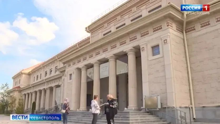 В Севастополе переимиенуют ретро-кинотеатр «Украина»