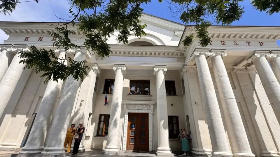 Михаил Развожаев: Сегодня открыли уникальную выставку — «Рубо