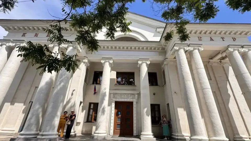 Ретрокинотеатр «Украина» переименуют