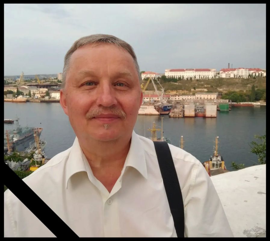 18 июня ушёл из жизни Юрий Михайлович Ершов — профессор кафедры журналистики Филиала МГУ в городе Севастополе, доктор филологических наук, выдающийся учёный, педагог