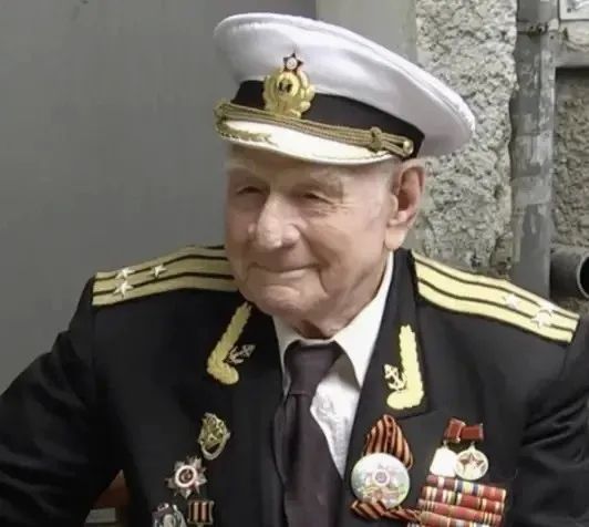 Севастопольцу Николаю Голубцову исполнилось 100 лет