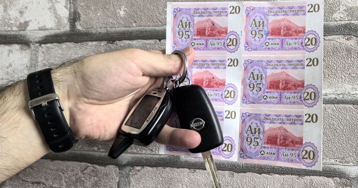 На АЗС в Симферополе появилось топливо по талонам и топливным картам