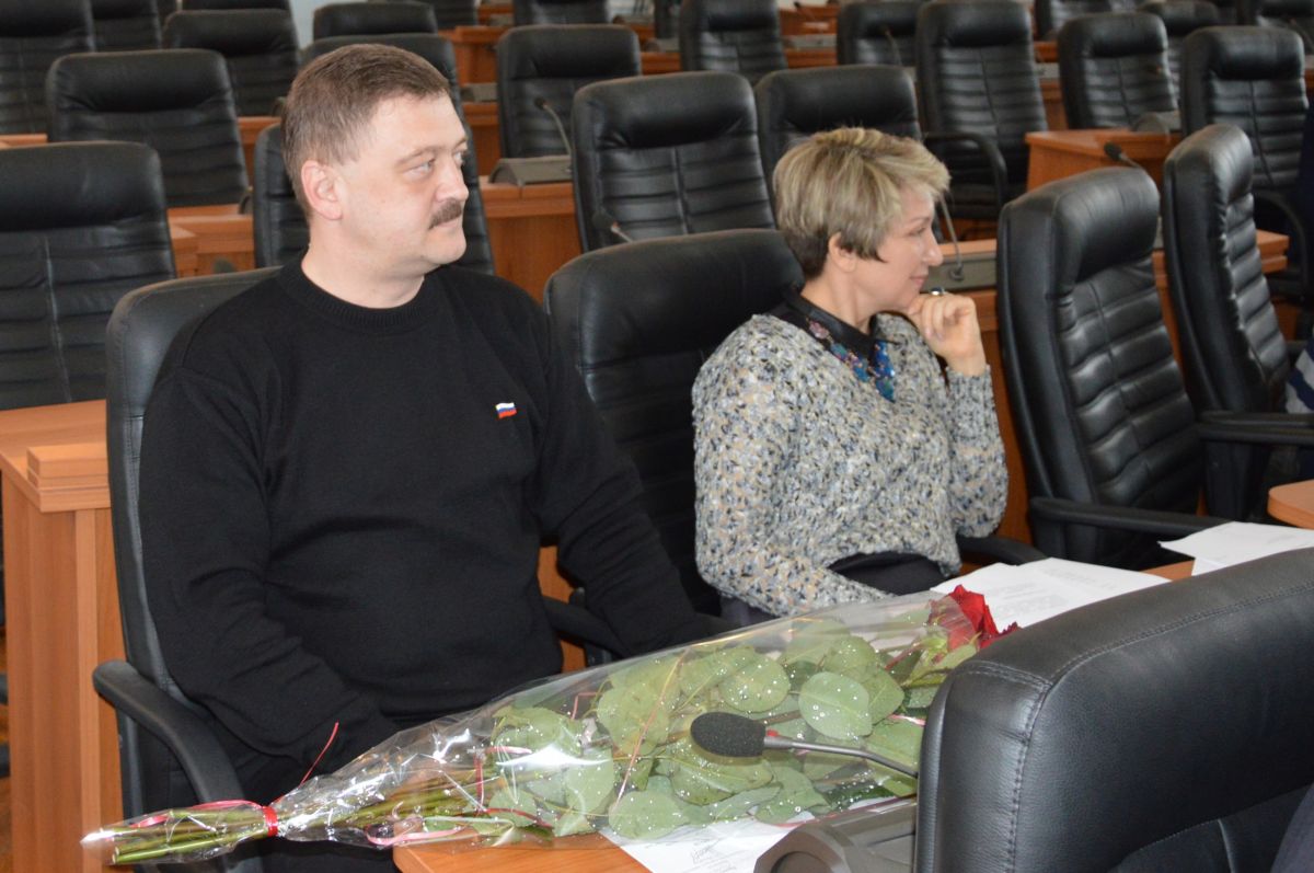 Сергею Кажанову 45 лет