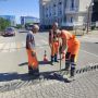 Водоканал: Рабочие моменты. Очистка дождеприемников на ул. Парковой Фото Николая Ерёмина