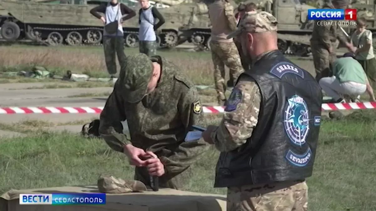 В Севастополе стартовал военно-спортивный курс «Рубеж. Путь воина»