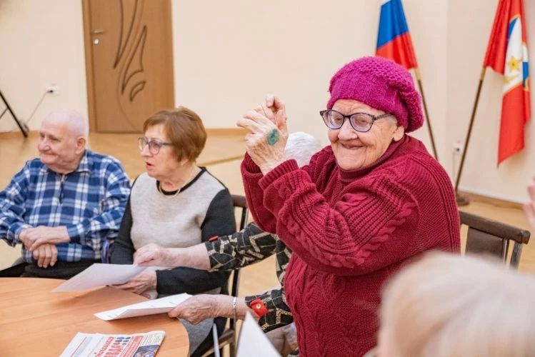 В Севастополе пожилые люди и инвалиды могут обрести заботу в приемной семье