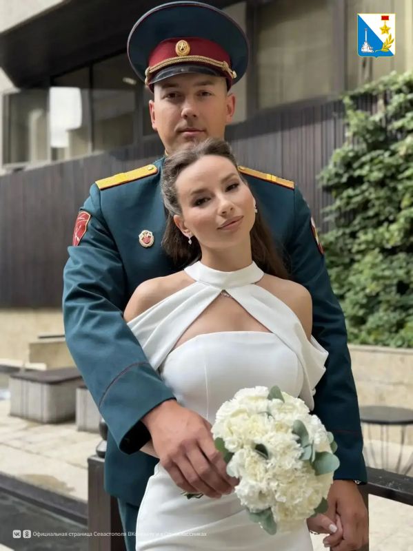Севастопольцы Владислав и Анастасия сыграли свадьбу в Москве на фестивале «Россия