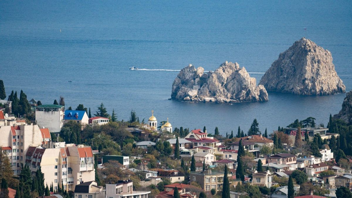 В Крыму создан оперативный штаб для поддержки туротрасли