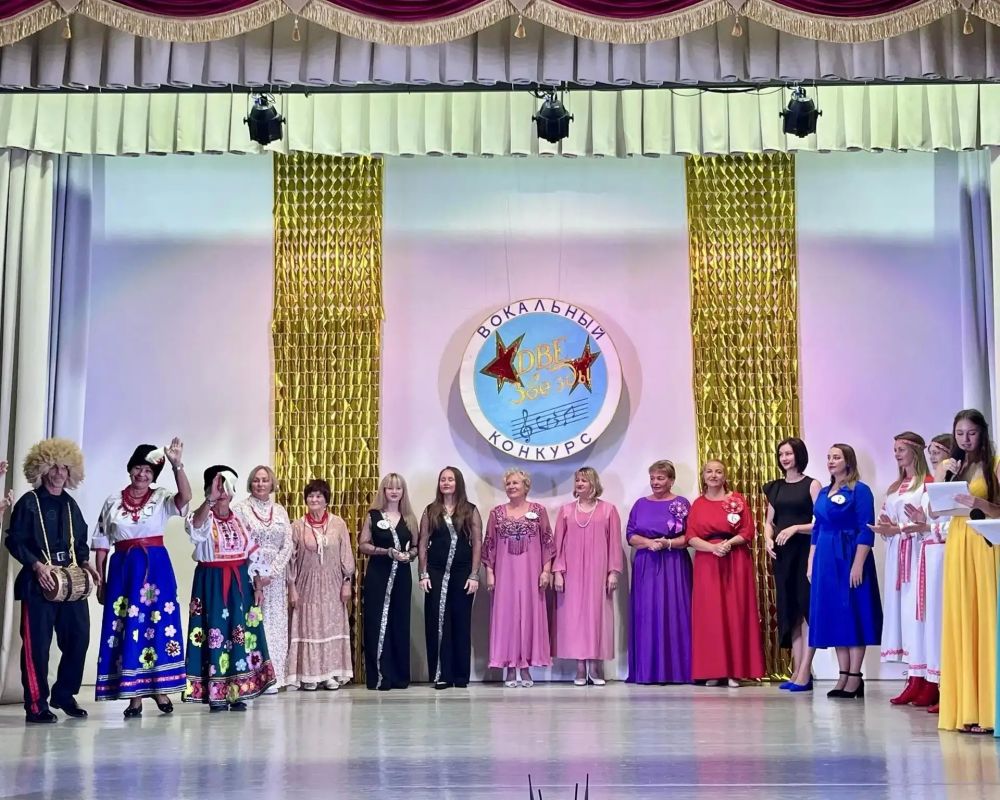 В Доме культуры села Верхнесадовое Культурного комплекса «Корабел» прошел вокальный конкурс дуэтов «Две звезды»