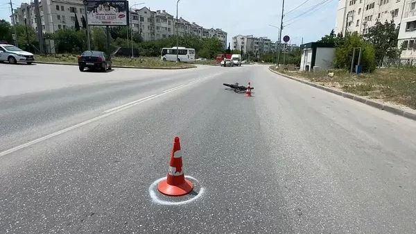 Ребенок на велосипеде попал под колеса иномарки в Севастополе