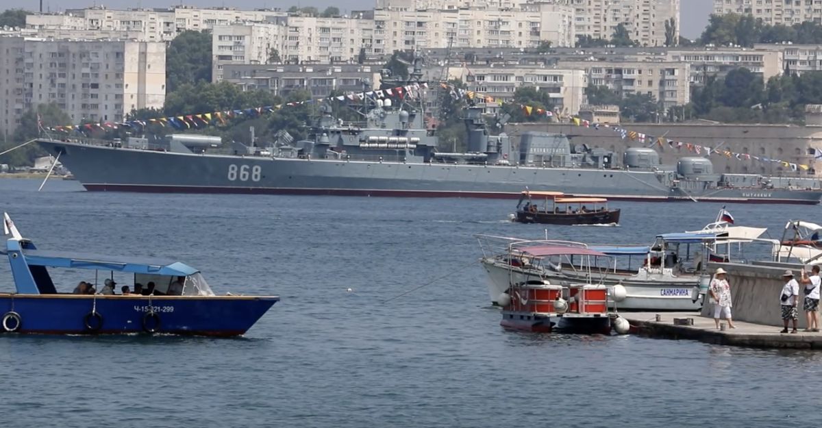 Первые выплаты выделили турбизнесу в Севастополе
