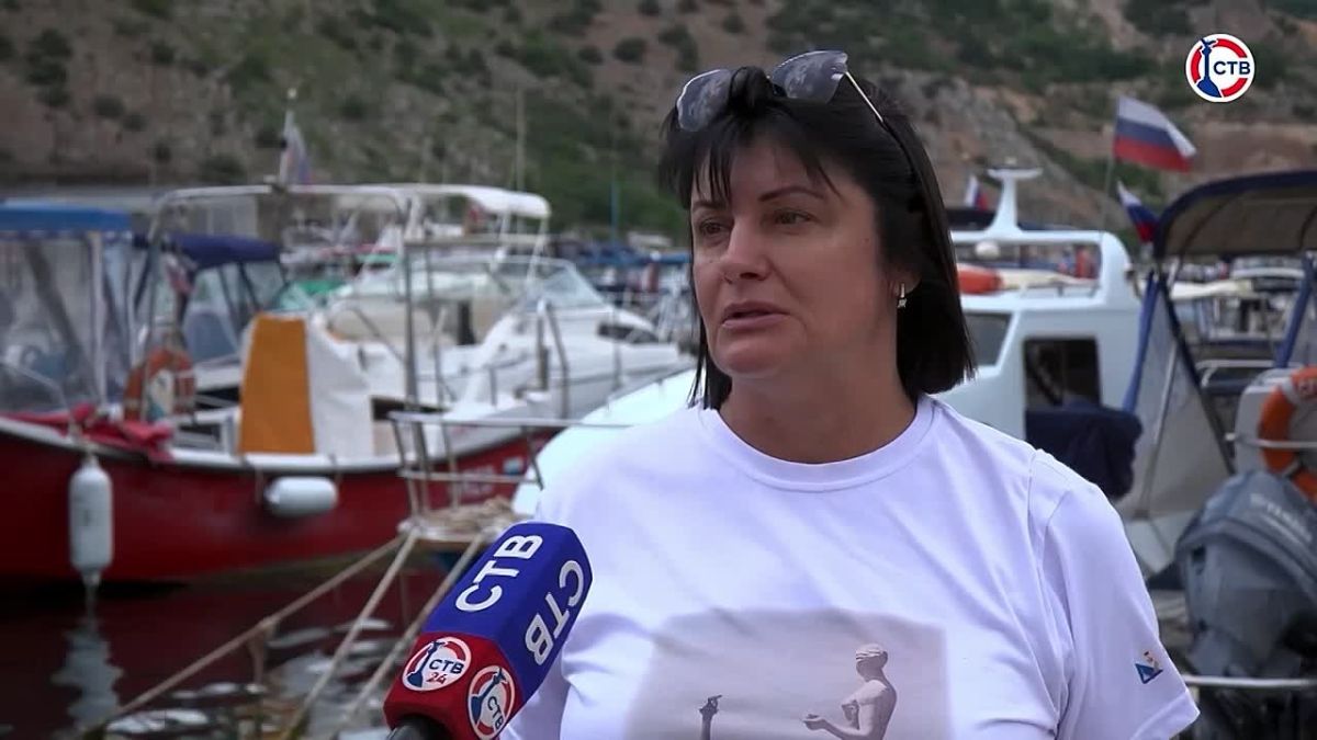 Татьяна Лобач: «Балаклавские капитаны снова выходят в море» Балаклавскую бухту открыли для катеров и яликов. По решению губернатора Михаила Развожаева в дневное время изменили режим работы боновых заграждений. Этому...