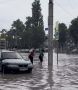 Ливень затопил дорогу у автовокзала Севастополя