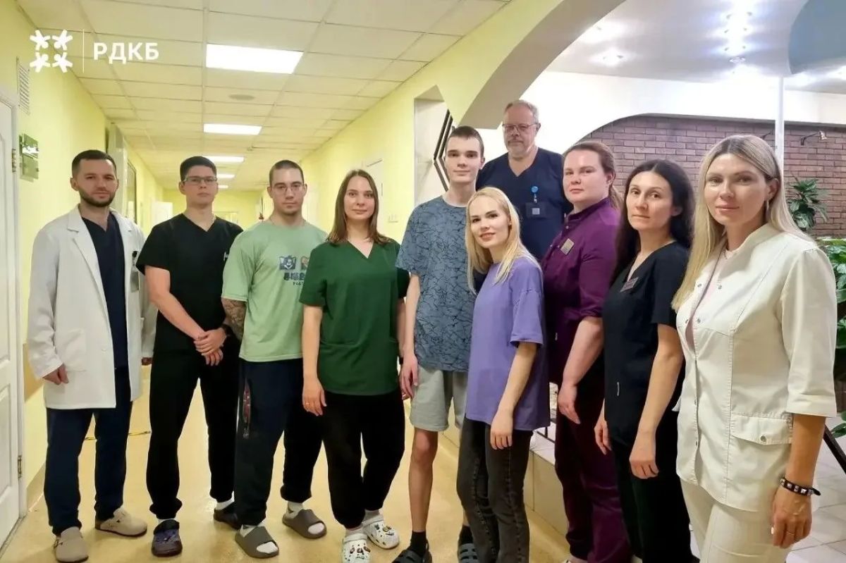 Ученик 13-й школы в Каче, который сильно пострадал из-за обрушения балкона, завершил основное лечение – губернатор