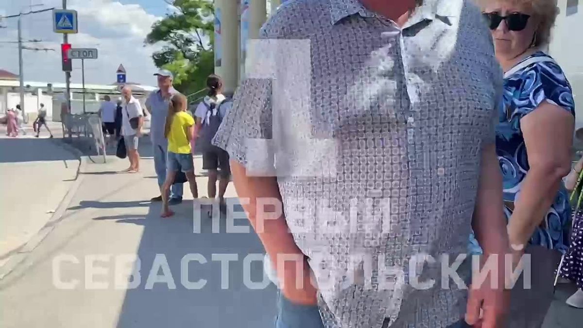 После запуска движения по ул. Адмирала Октябрьского вновь заработала остановка общественного транспорта у горбольницы № 1