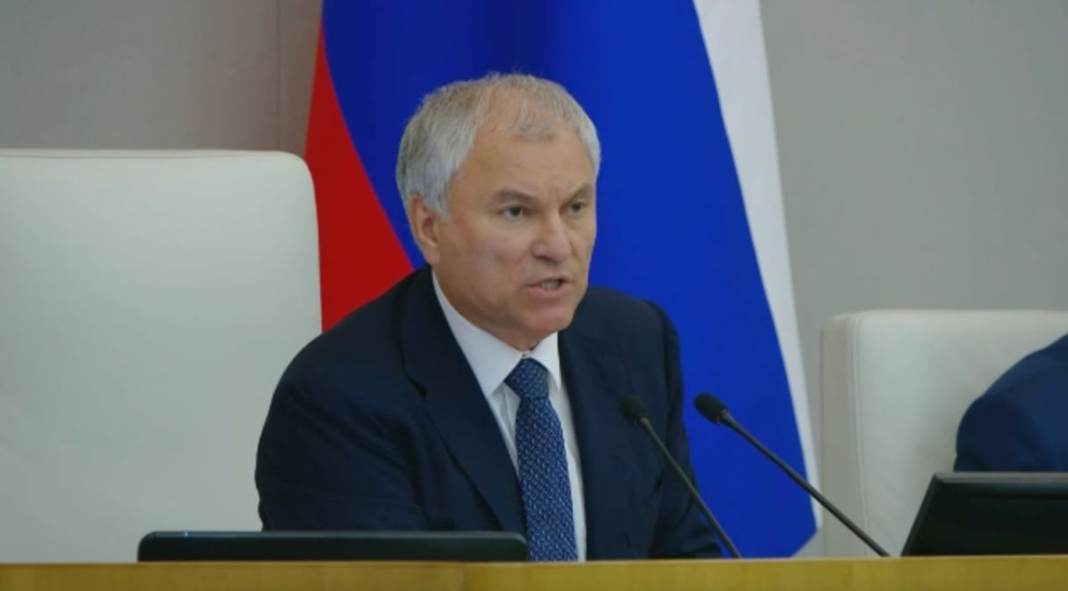 Володин: ситуация с топливом будет улучшаться