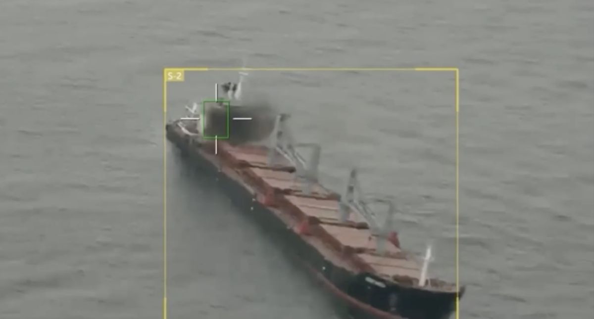 Корабли перестали заходить в морские порты Украины