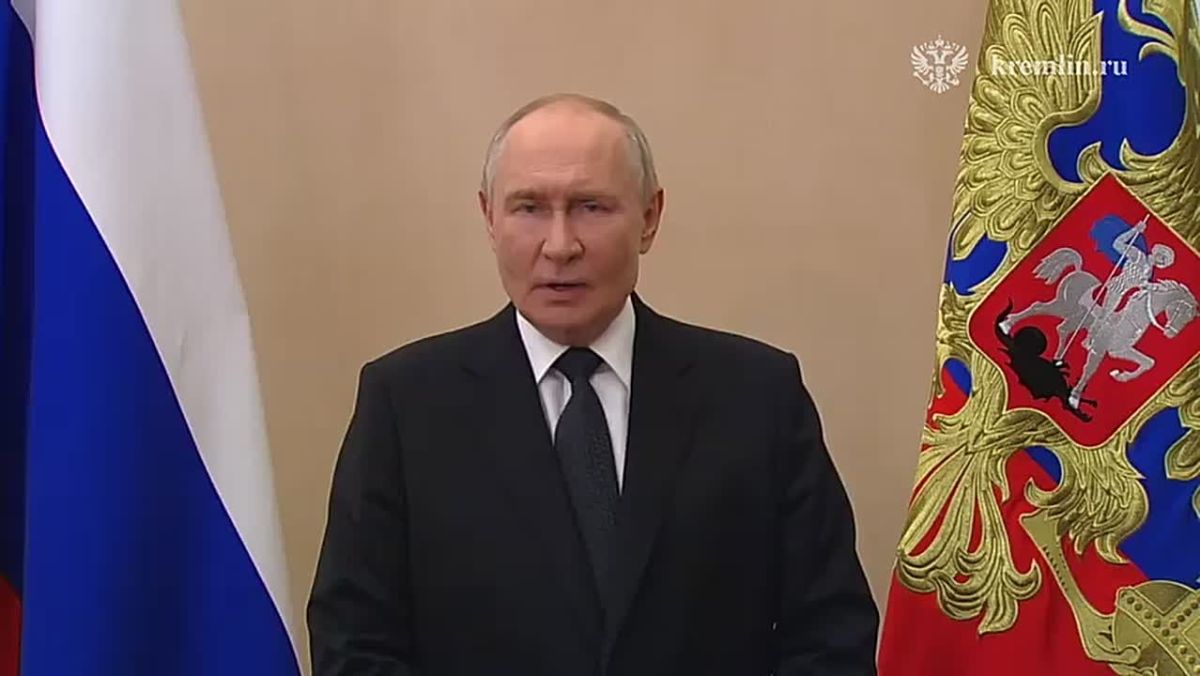Президент России Владимир Путин поздравил с Днём Военно-Морского Флота — Кремль