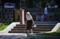 Приёмные семьи для пенсионеров: как это работает в Севастополе