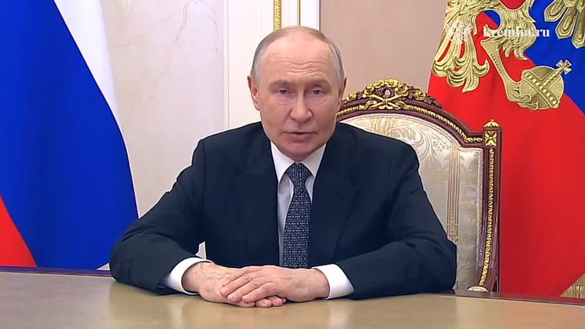 Президент поздравил работников и ветеранов железнодорожного транспорта России с праздником