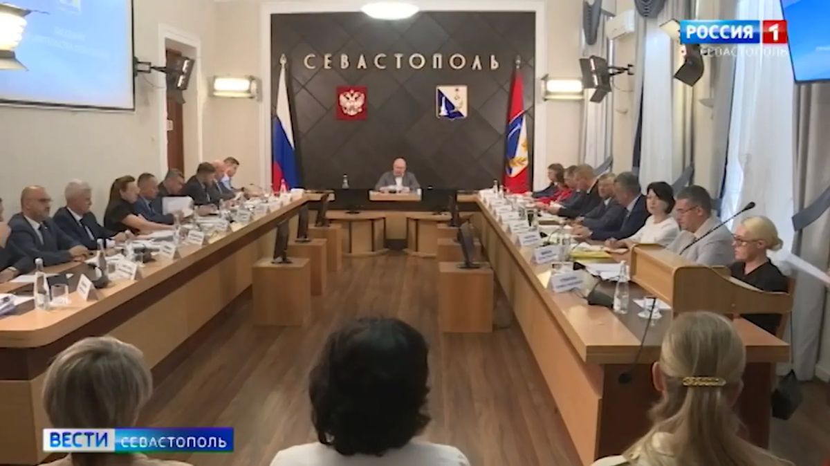 Социальное такси в Севастополе обновит гараж автомобилей