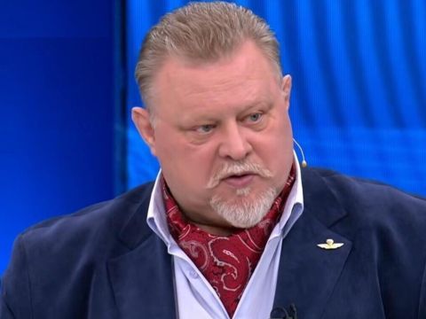 Владислав Шурыгин: За балаклавой«Режиссёр»: замкомроты в 23