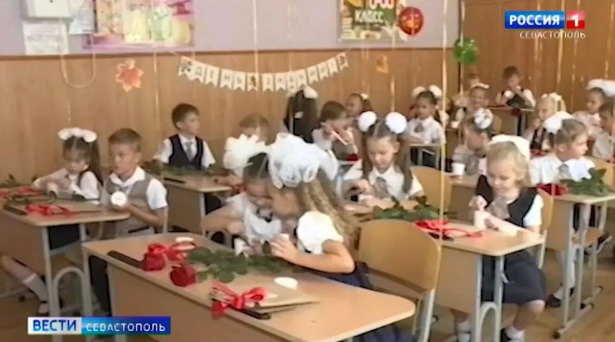 В Севастополе утвердили выплату 5 тысяч рублей на подготовку детей к школе