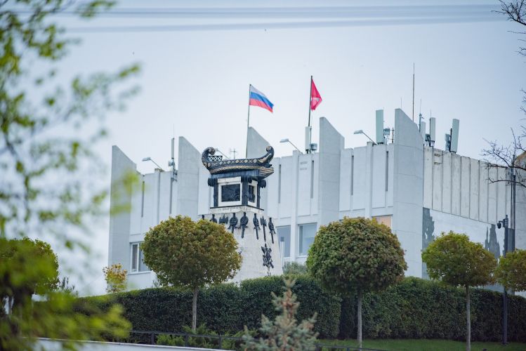 Режим работы торговли и общепита в Севастополе скорректировали по просьбам предпринимателей
