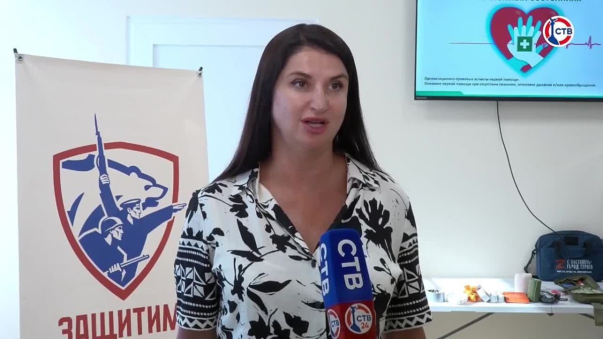 Юлия Липовка: «Важно уметь оказать первую помощь именно в первые минуты после происшествия» В Доме культуры посёлка 1-е отделение Золотой Балки прошёл курс первой помощи в рамках общегородской инициативы «Защитим Севастополь...
