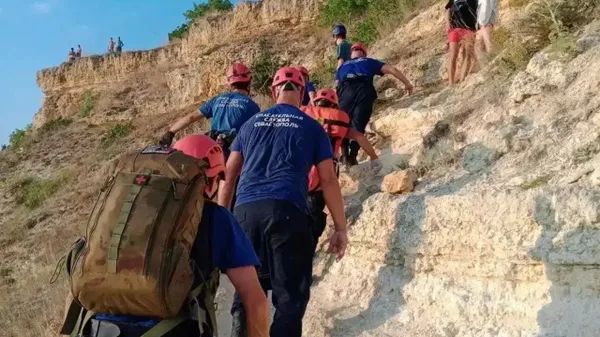 Девушка сорвалась с 20-метрового обрыва на мысе Фиолент