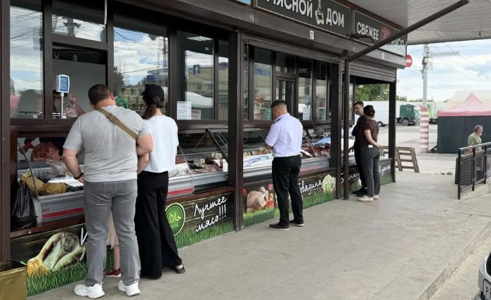 Свыше 800 кг подозрительных продуктов обнаружили в Крыму и Севастополе