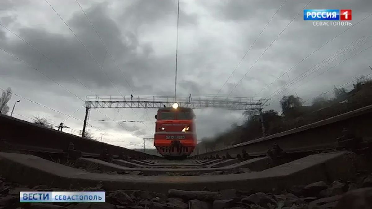 Поезда в Крым продолжат курсировать до станции «Керчь-Южная» до 31 августа
