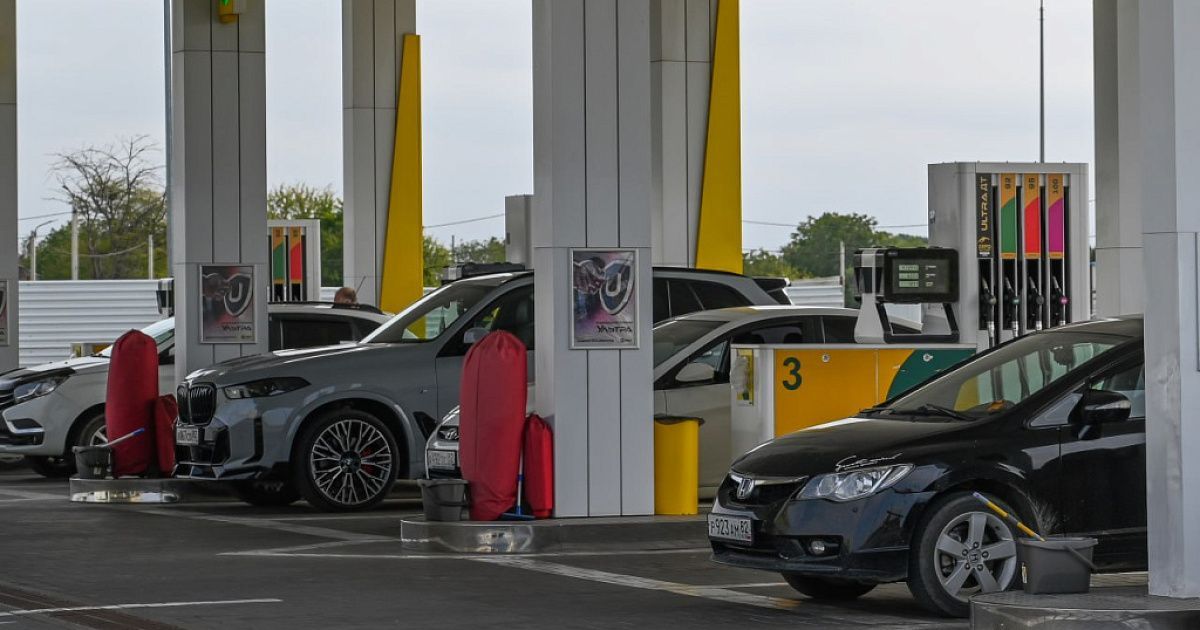 Где купить бензин, дизель и газ в Крыму 24 августа: адреса АЗС