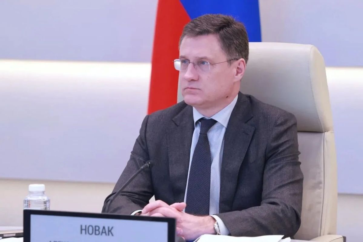 Александр Новак поручил обеспечить бесперебойные поставки топлива на фоне ситуации на рынке нефтепродуктов