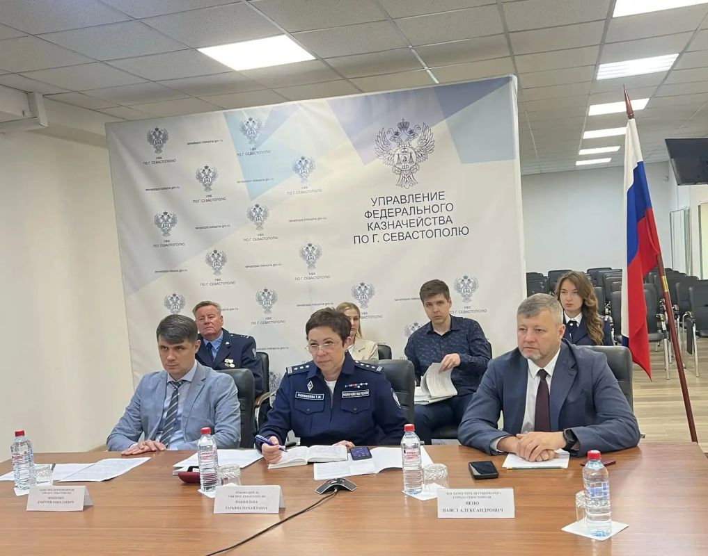27.08.2026 Первый заместитель руководителя Федерального казначейства Эли Исаев провёл заседание Контрольной комиссии Федерального казначейства