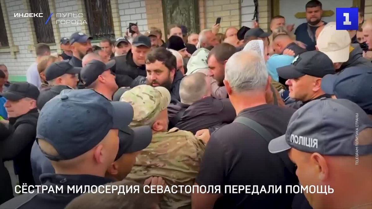 Константин Затулин: Сегодня свой профессиональный праздник отмечают военные медики - те, кто каждый день спасает жизни на передовой и в госпиталях