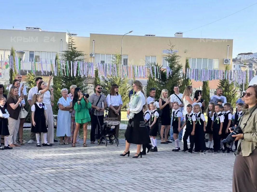 Торжественные линейки ко Дню знаний прошли в 69 школах Севастополя