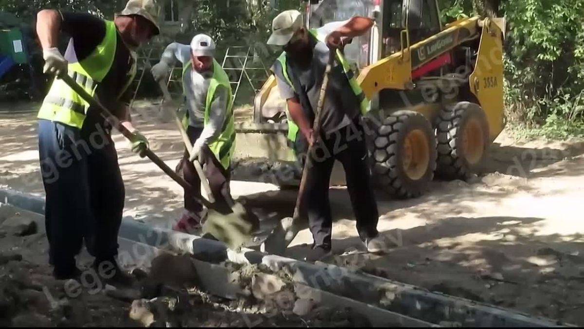 К благоустройству пешеходной зоны приступили на улице Менжинского в Инкермане