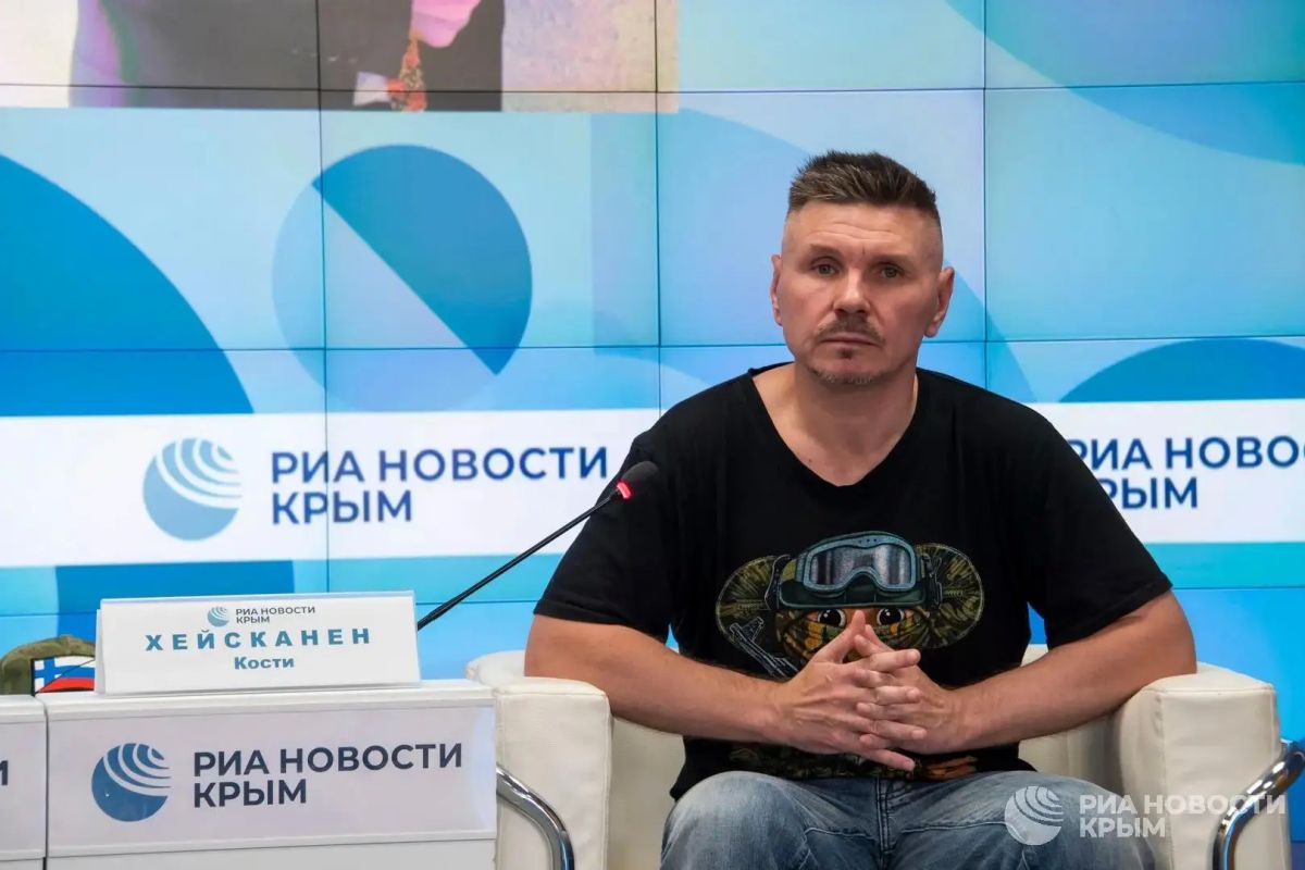 "Мы уже тебе выкопали могилу": финский военкор получил угрозы из-за поездки в Крым