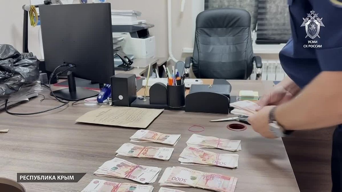Хотел избежать "уголовки": крымчанин пытался подкупить сотрудника ФСБ крупной суммой