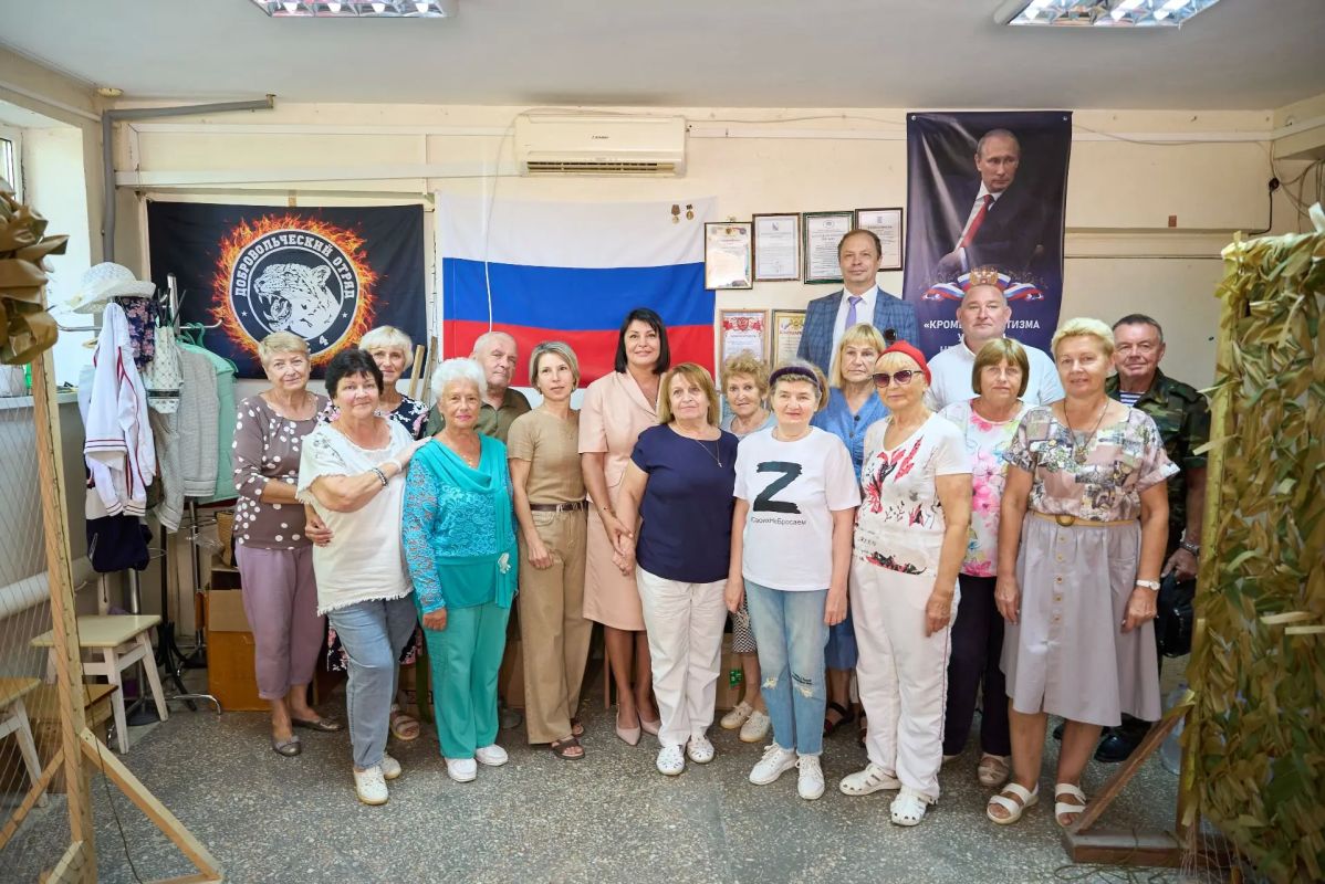 Татьяна Лобач: За каждой маскировочной сетью, каждой окопной свечой, каждой отправленной на передовую коробкой стоит большой человеческий труд