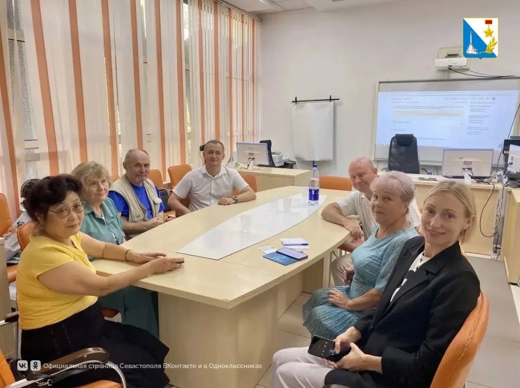 МФЦ Севастополя проводит уроки цифровой безопасности для старшего поколения
