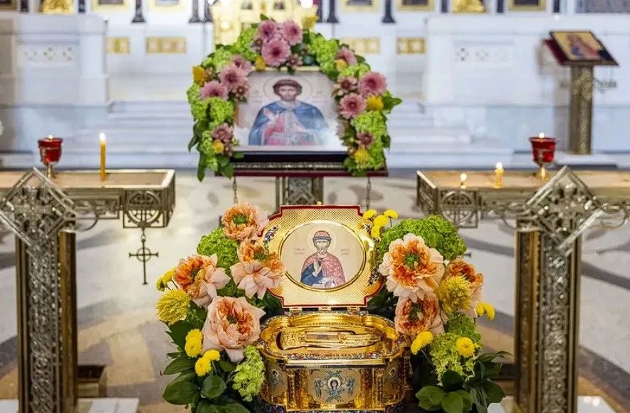 В Севастополь доставлен ковчег с частицей мощей Димитрия Донского