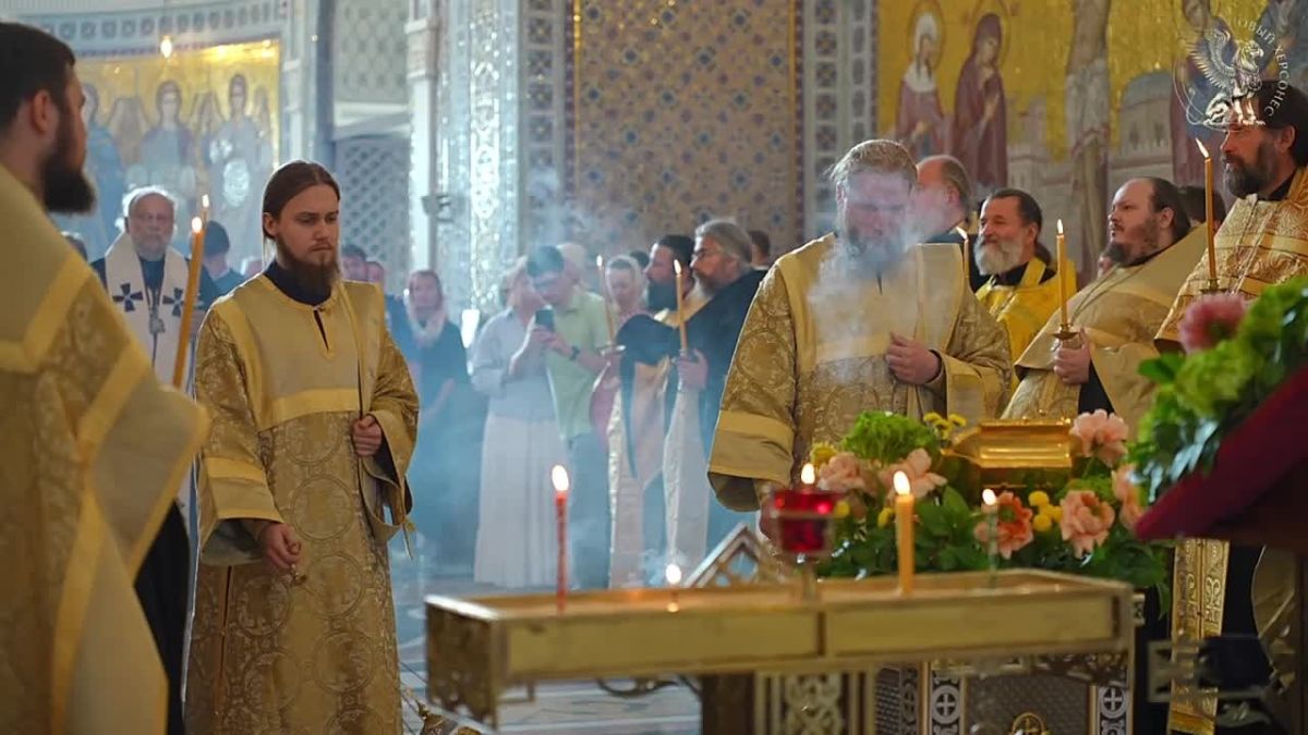 В Свято-Владимирском Херсонесском монастыре встретили мощи святого благоверного великого князя Димитрия Донского