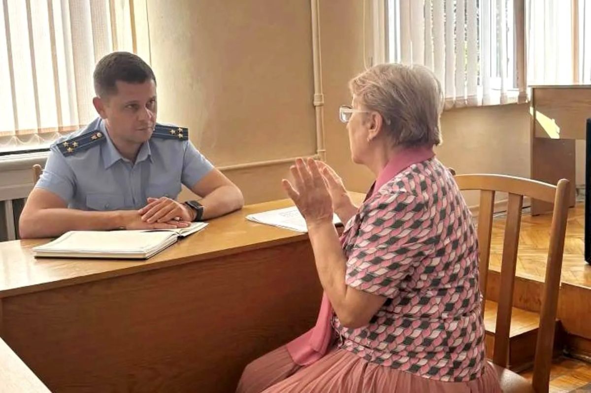 Прокурор Нахимовского района города Севастополя Дмитрий Рейх провел личный выездной прием граждан в местной администрации Нахимовского муниципального округа