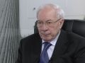 Азаров: киевский режим выживает за счёт Европы